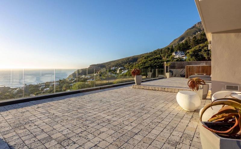 8 Bedroom Property for Sale in Llandudno Western Cape